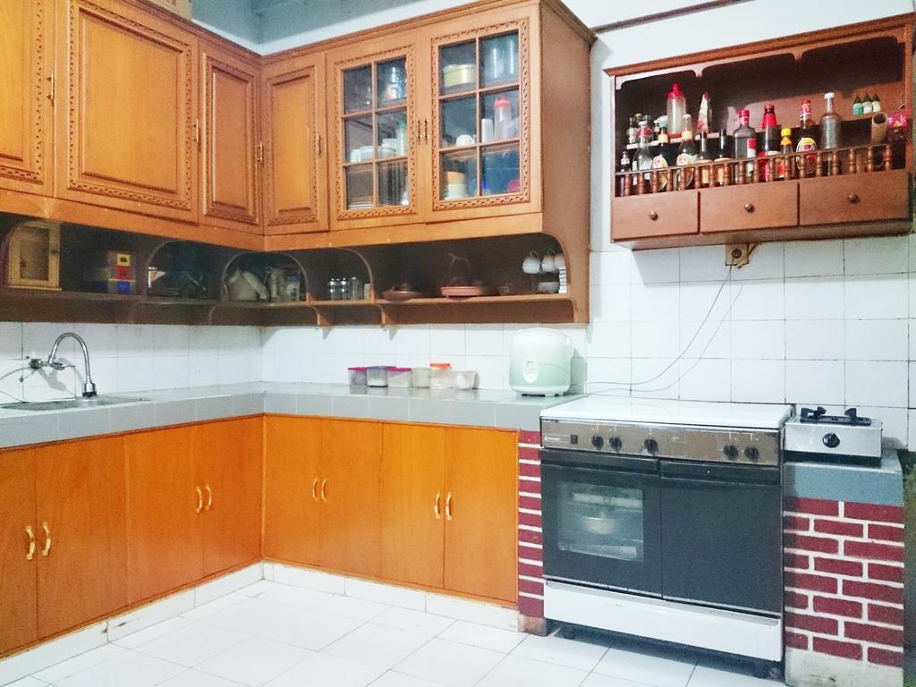 Hostel Богор Екстер'єр фото